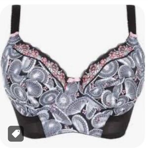 36G (US) unlined Elomi plunge bra